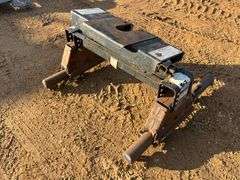 Reese 16k Fifth Wheel Slider Hitch