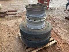 (2) General D660 Tires with (4) 10 Lug Rims