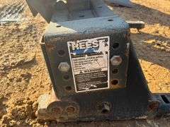 Fifth Wheel Hitch For Pickup Truck