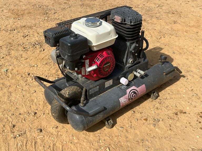 Central Pnuematic 8-Gallon Portable Air Compressor
