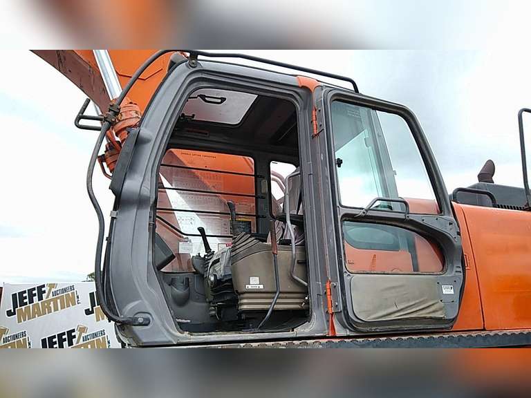 2005 HITACHI ZX450LC SN: FF016JQ011548 - Jeff Martin Auctioneers, Inc.