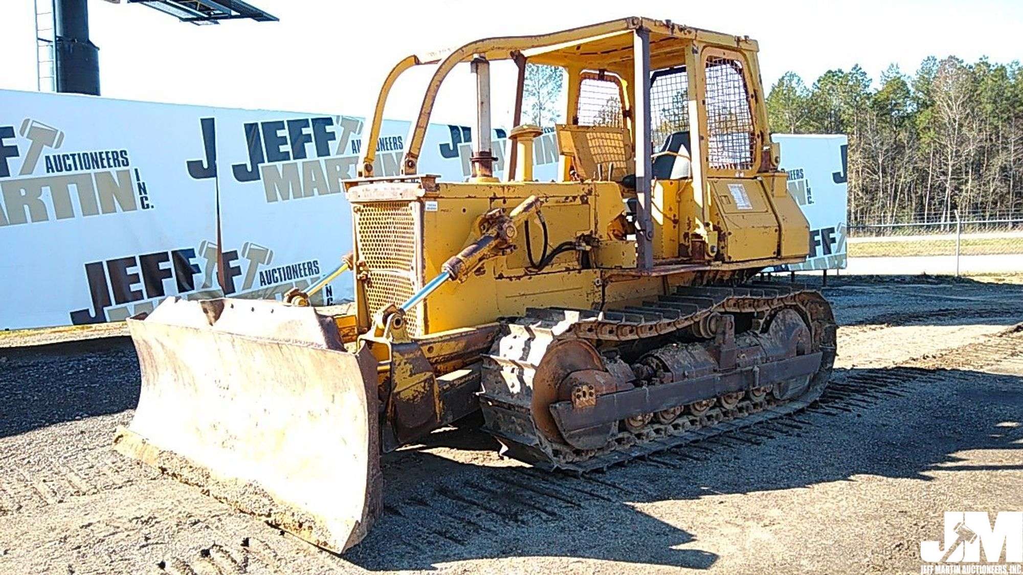 1987 KOMATSU D41A-3 SN: 07535 CRAWLER TRACTOR - Jeff Martin