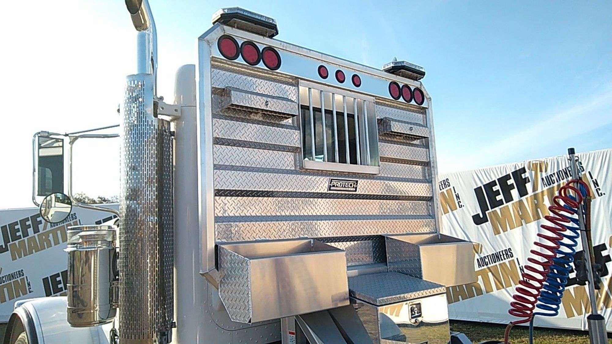 2009 PETERBILT 389 VIN: 1XPXD49X09D784730 - Jeff Martin
