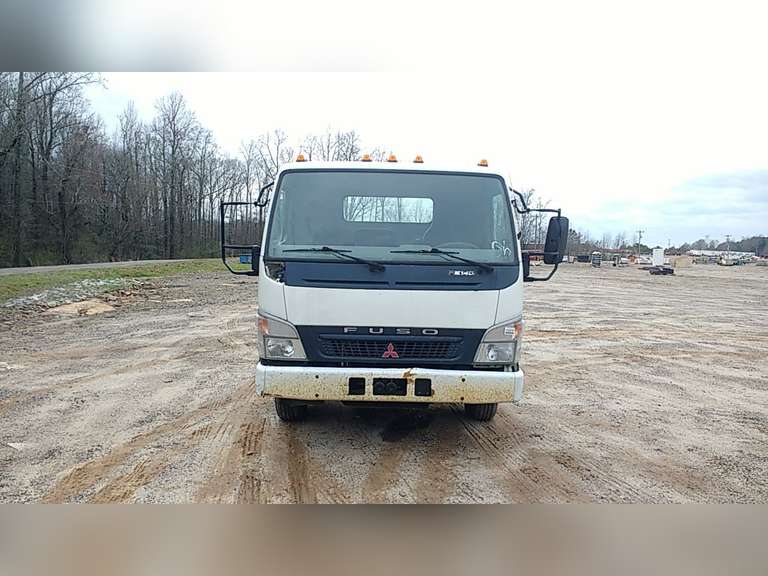 2006 MITSUBISHI FUSO FE84D SINGLE AXLE VIN: JL6BBG1S26K007600 CAB