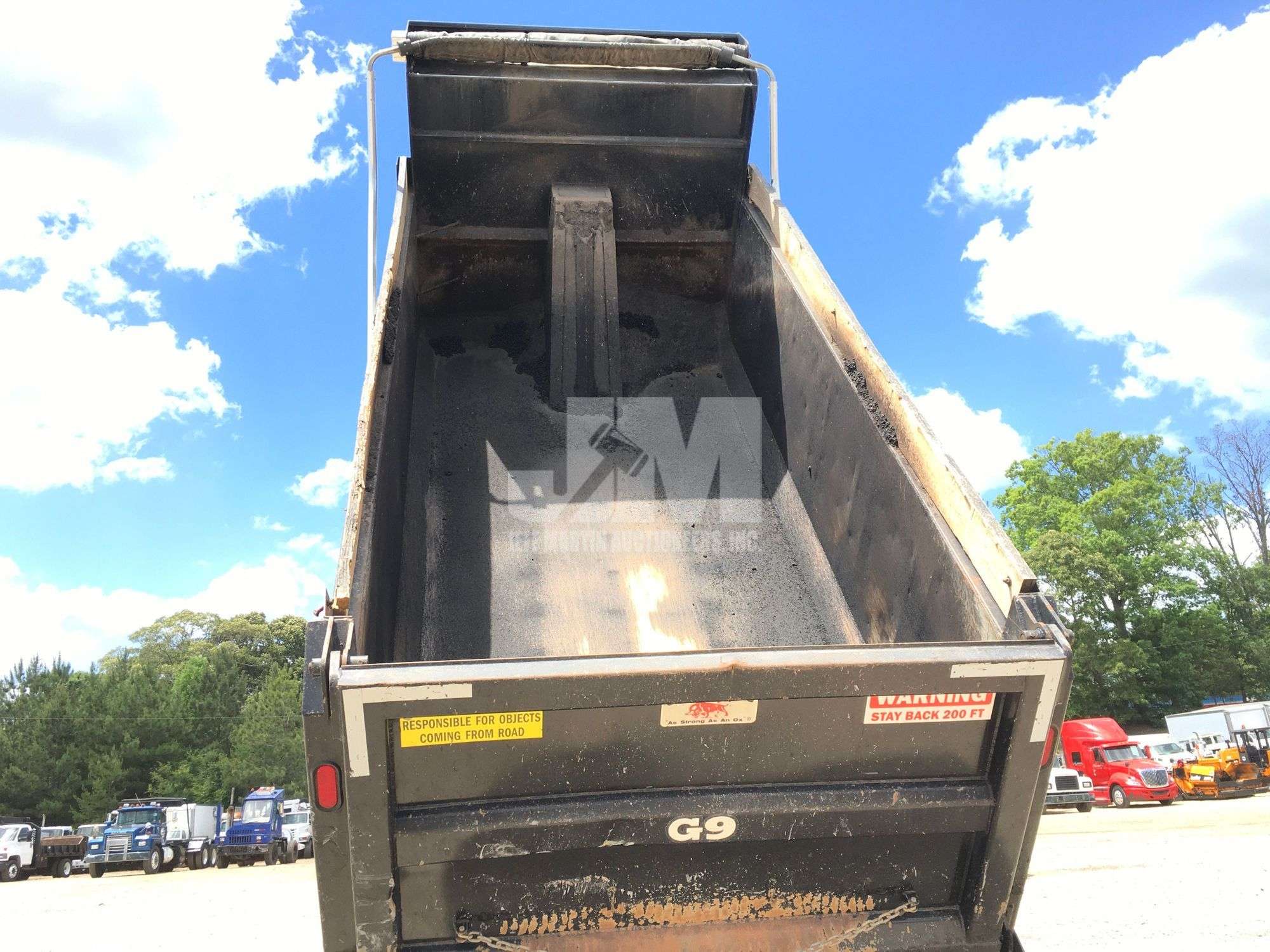2020 PETERBILT 567 TANDEM AXLE DUMP TRUCK VIN