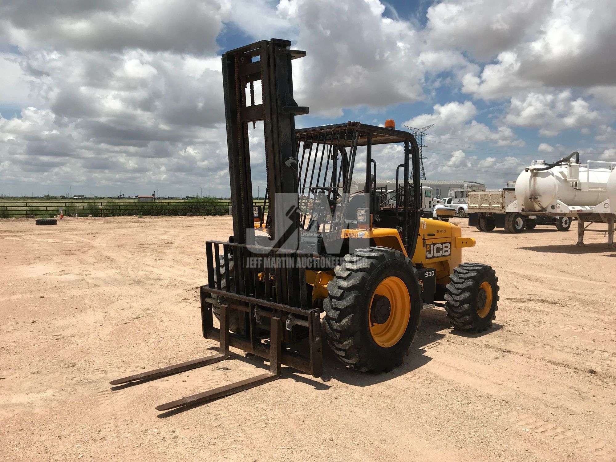 2012 JCB 930 ROUGH TERRAIN FORKLIFT SN: 84055 - Jeff Martin