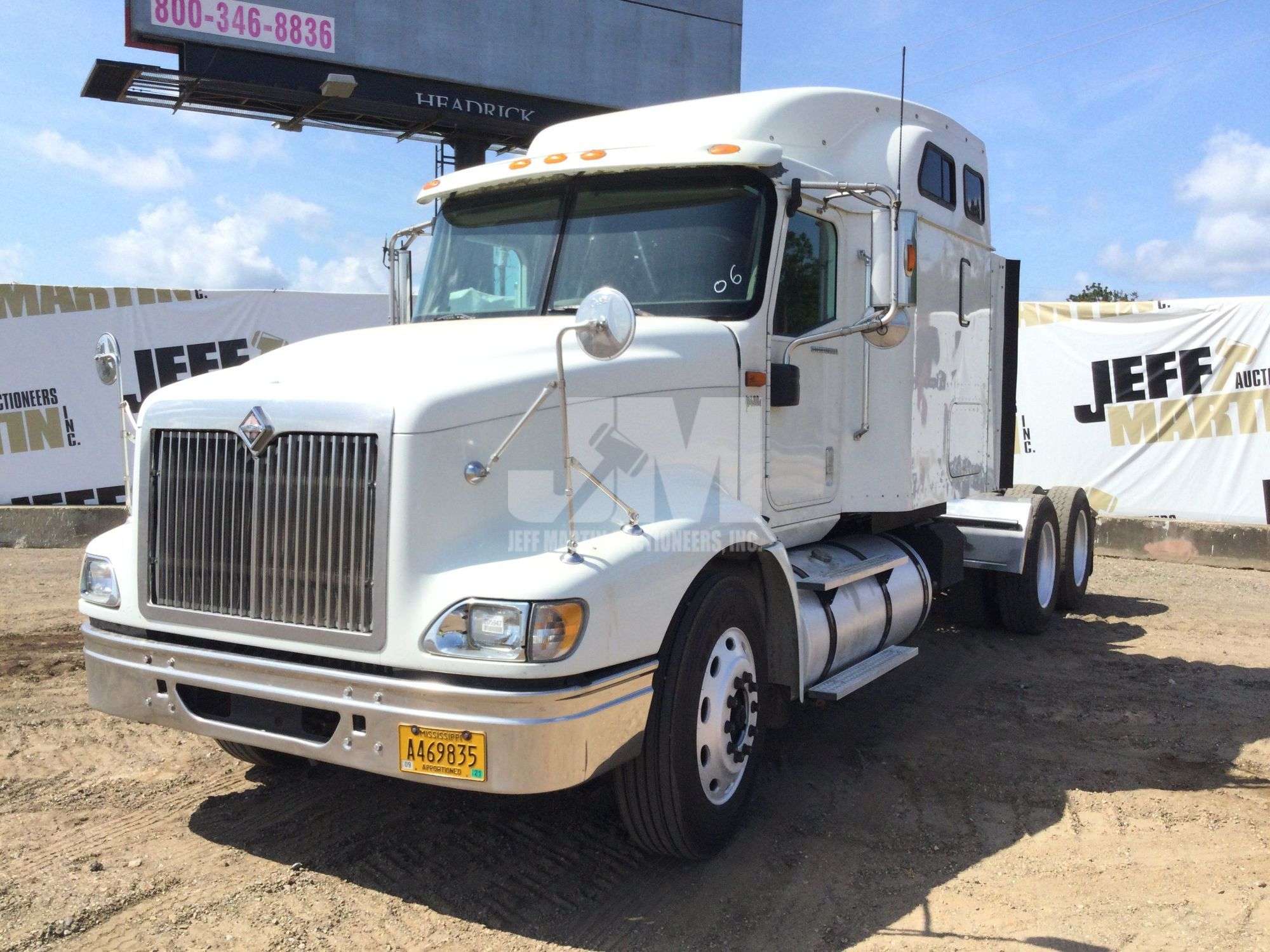 094748251a　DIKINR407 7台 Trim-Lok 2200SB7X1/16-25 PVC/Aluminum Rubber Lok, 0.725