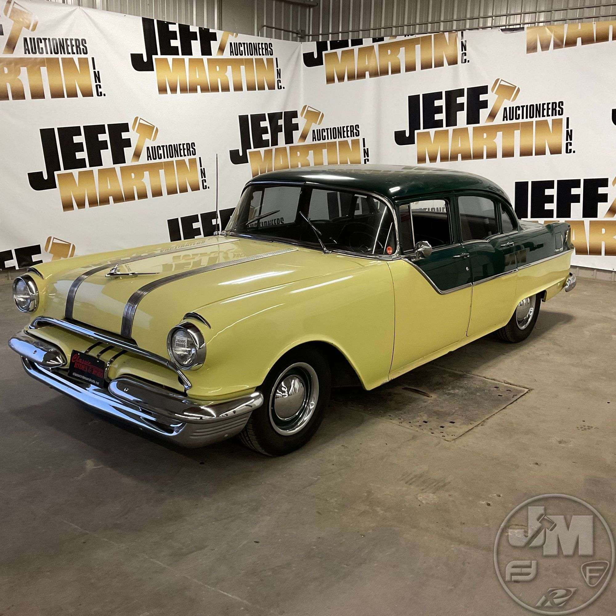 ひろみん様ヴィンテージおまとめ4点 1955 PONTIAC CHIEFTAIN VIN: K755H2005 4 DOOR SEDAN - Jeff Martin