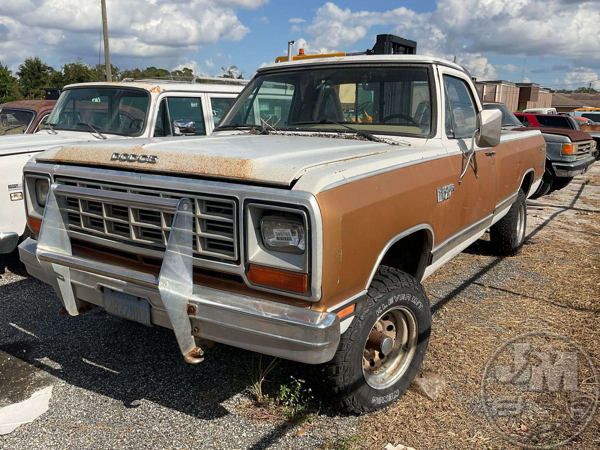 1985 DODGE W-SERIES 150 ROYAL SE POWER RAM PROSPECTOR VIN
