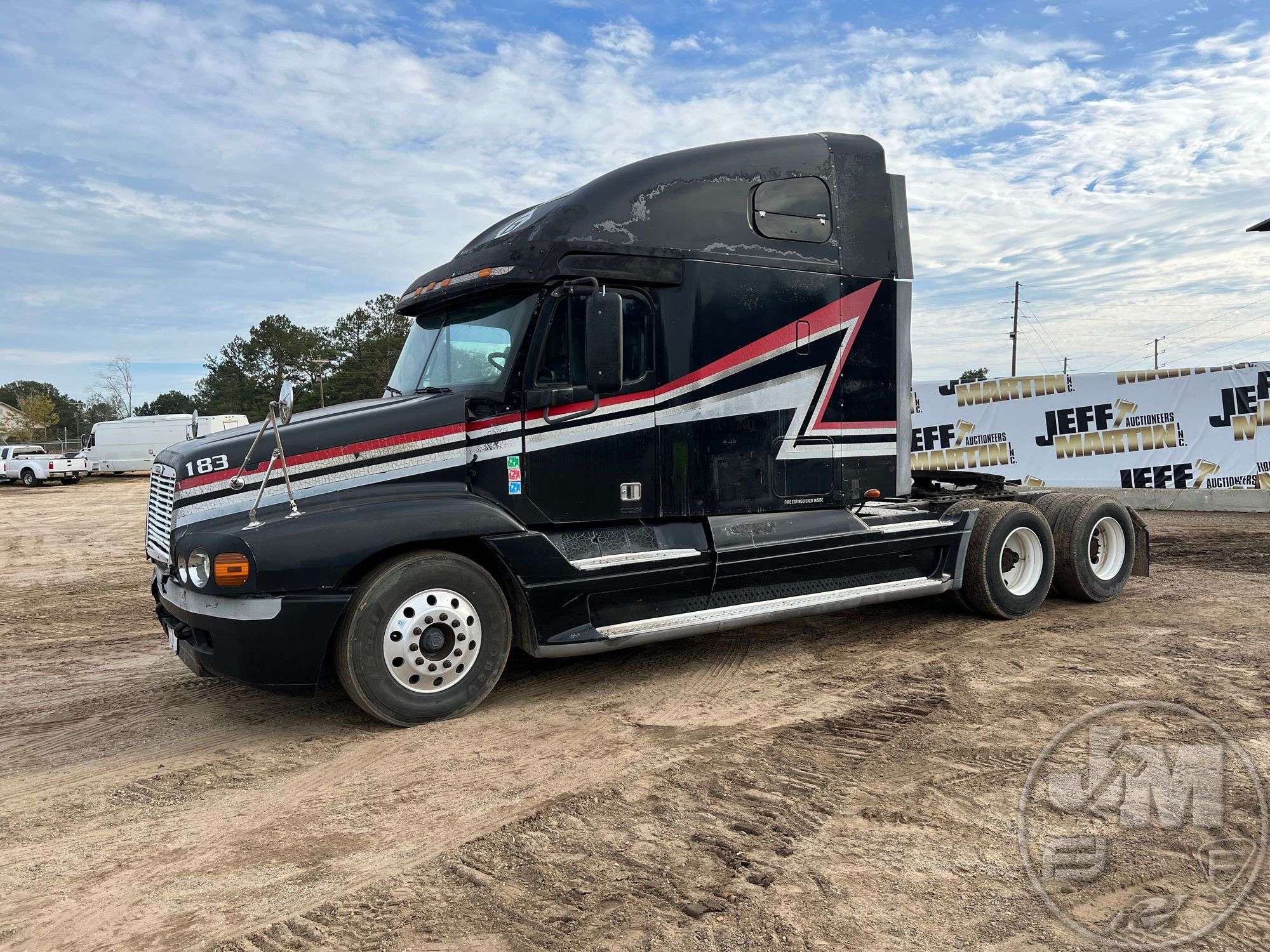 2001 FREIGHTLINER C120 CENTURY CLASSIC VIN