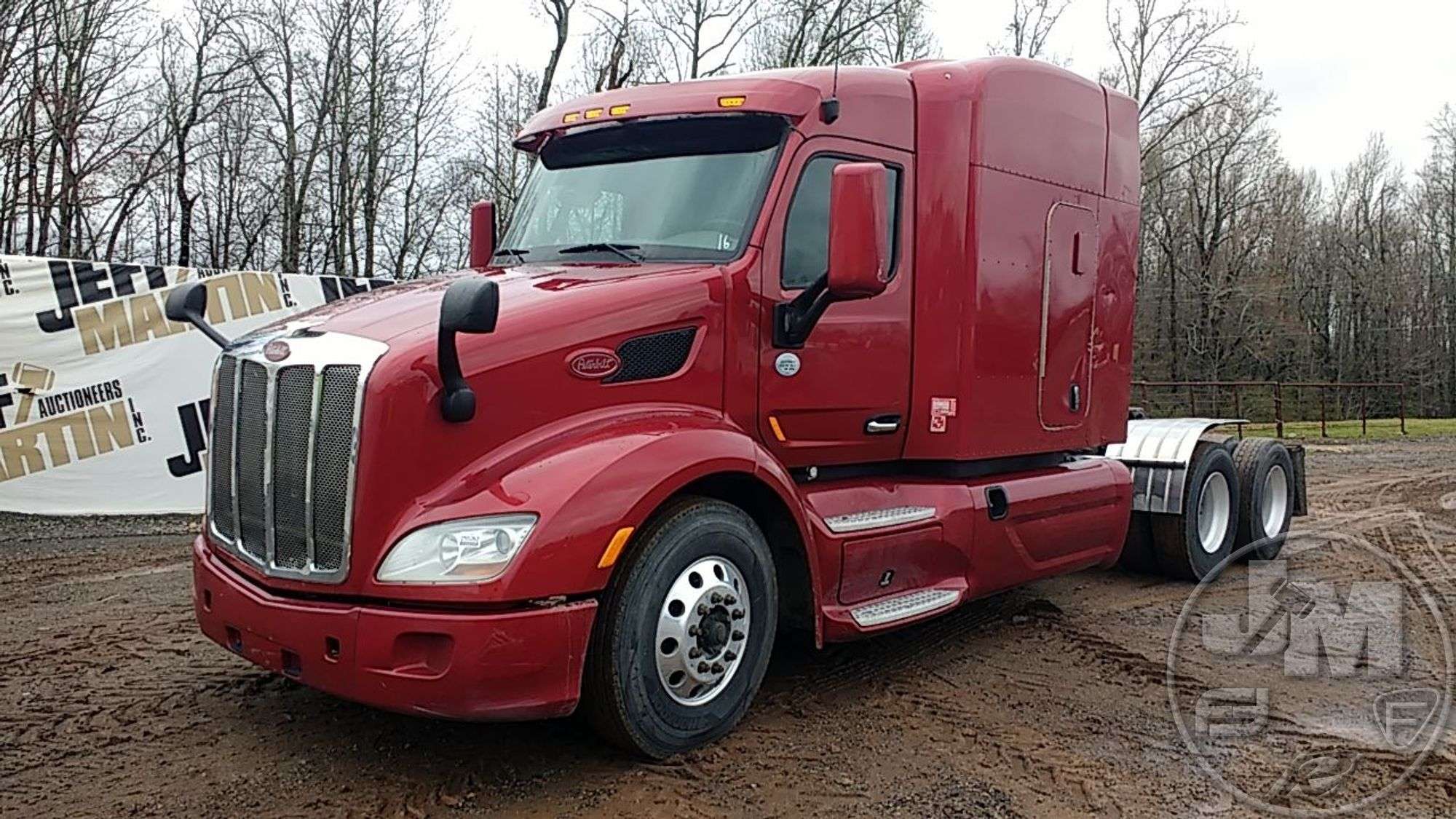 2016 PETERBILT 579 VIN: 1XPBDP9X4GD309025 TANDEM AXLE TRUCK