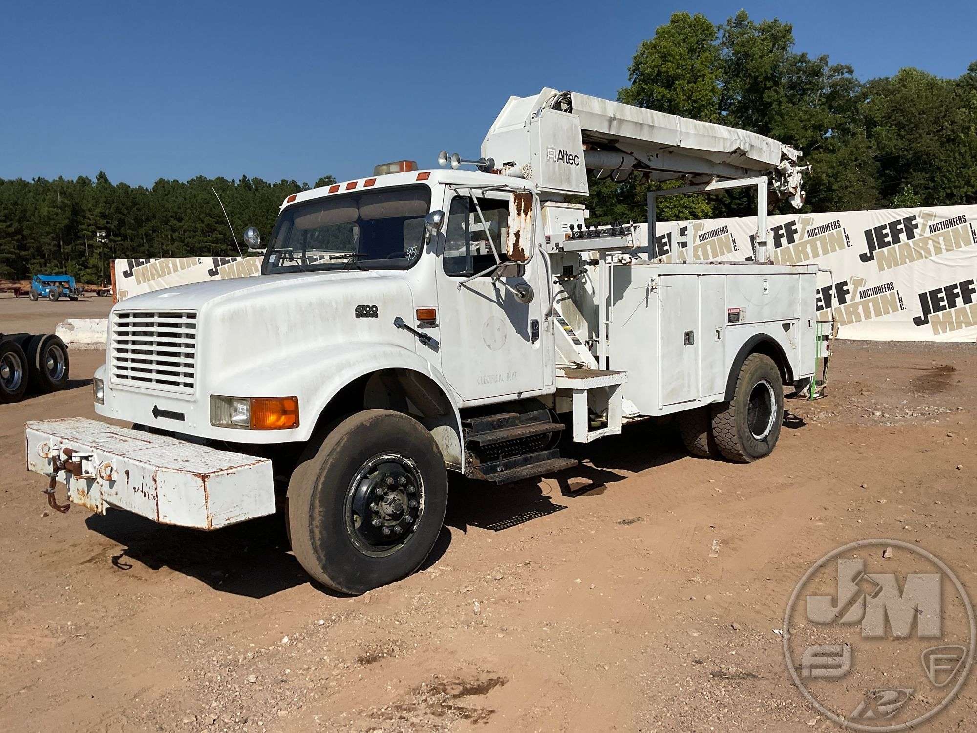 Aiキャロル コレット / Culvers Farm 1982 2004 (unverified) Cat 826G Series II Landfill Compactor in