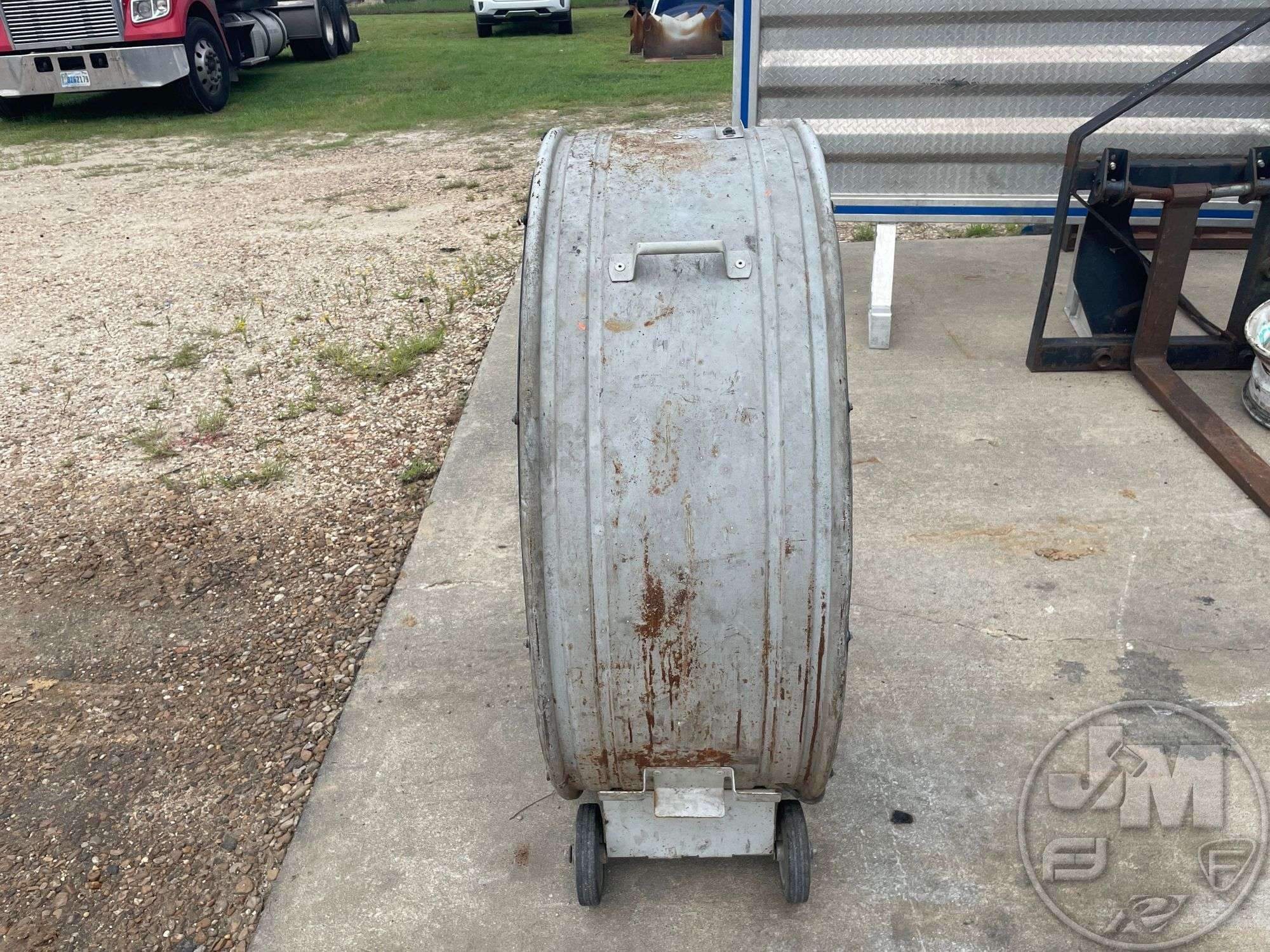 LASKO 3244 DRUM FAN - Jeff Martin Auctioneers, Inc.