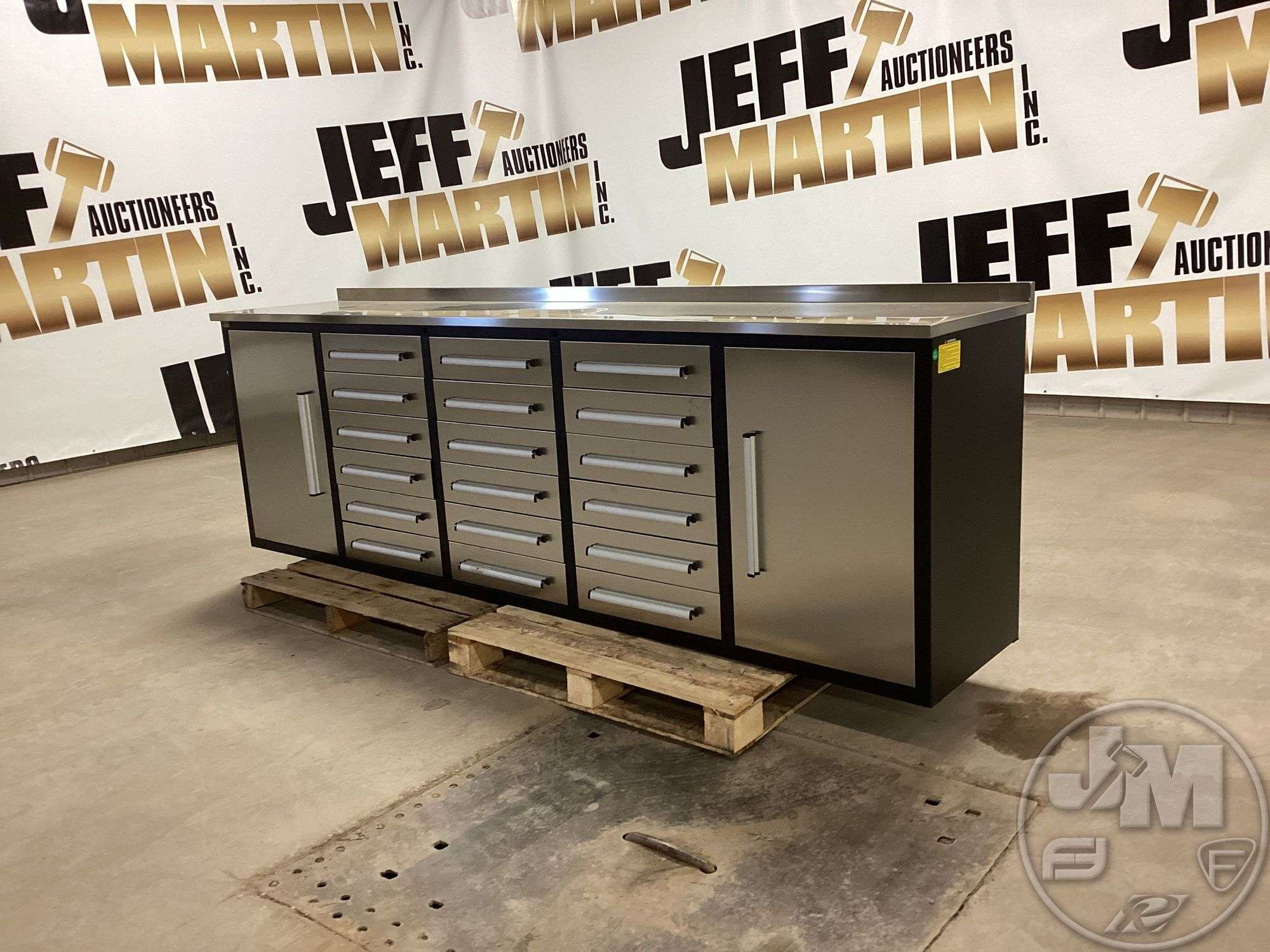 STEELMAN 10FT-18D 18 DRAWER WORK BENCH/TOOL CHEST - Jeff