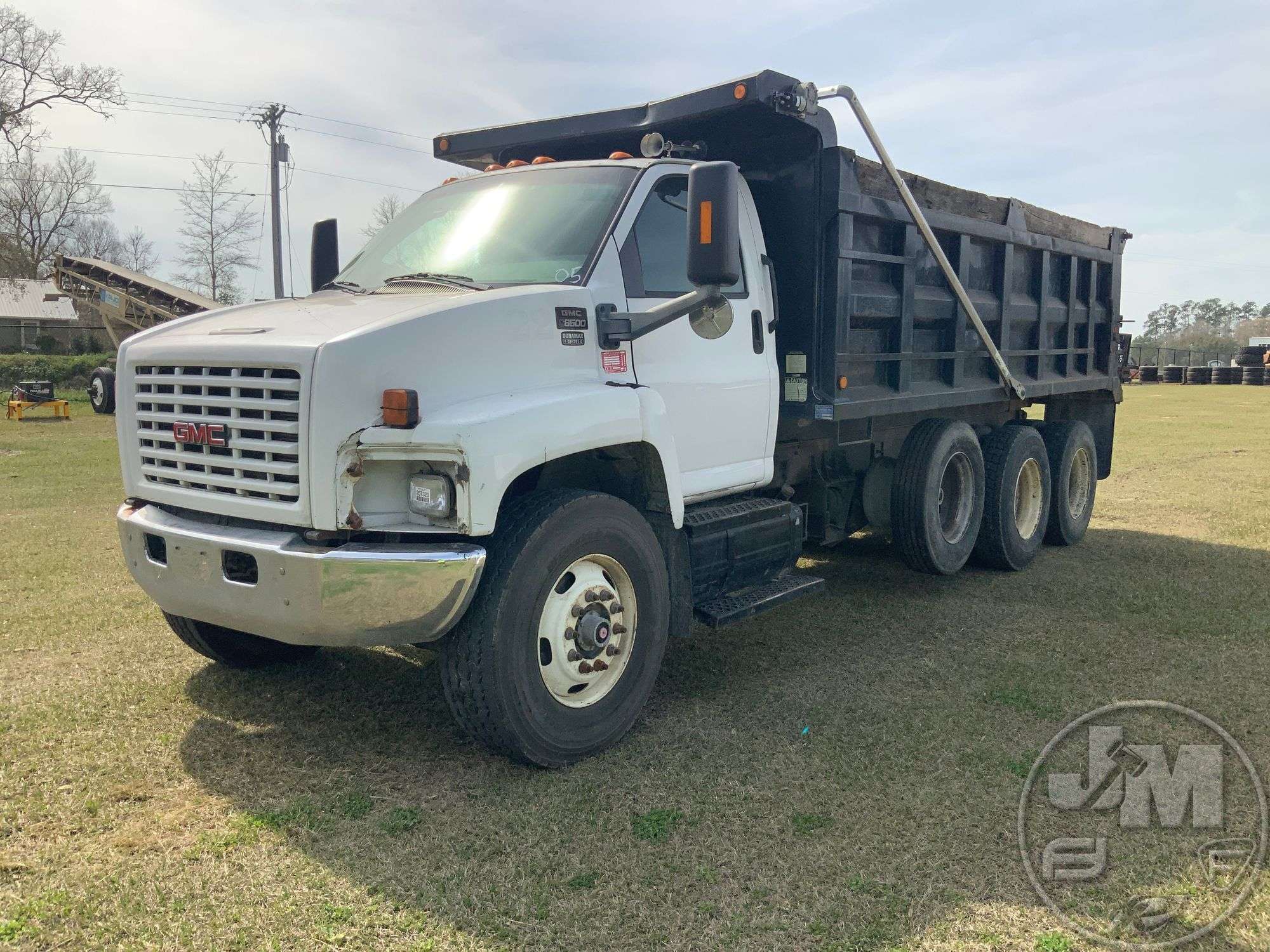 2005 GMC C8500 TRI-AXLE DUMP TRUCK VIN: 1GDT8C4375F512558 - Jeff
