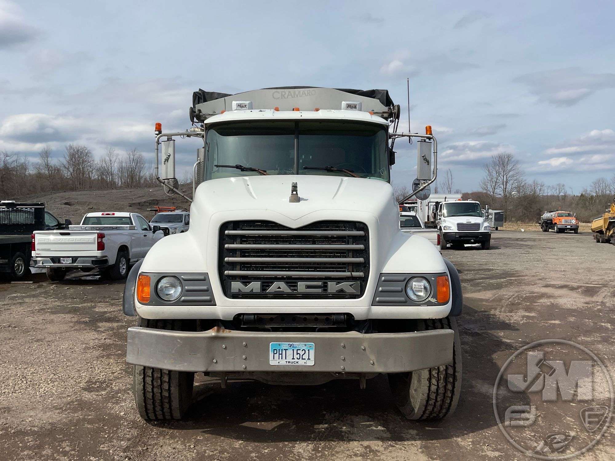 2007 MACK CV713 QUAD AXLE DUMP TRUCK VIN: 1M2AG11C67M054433
