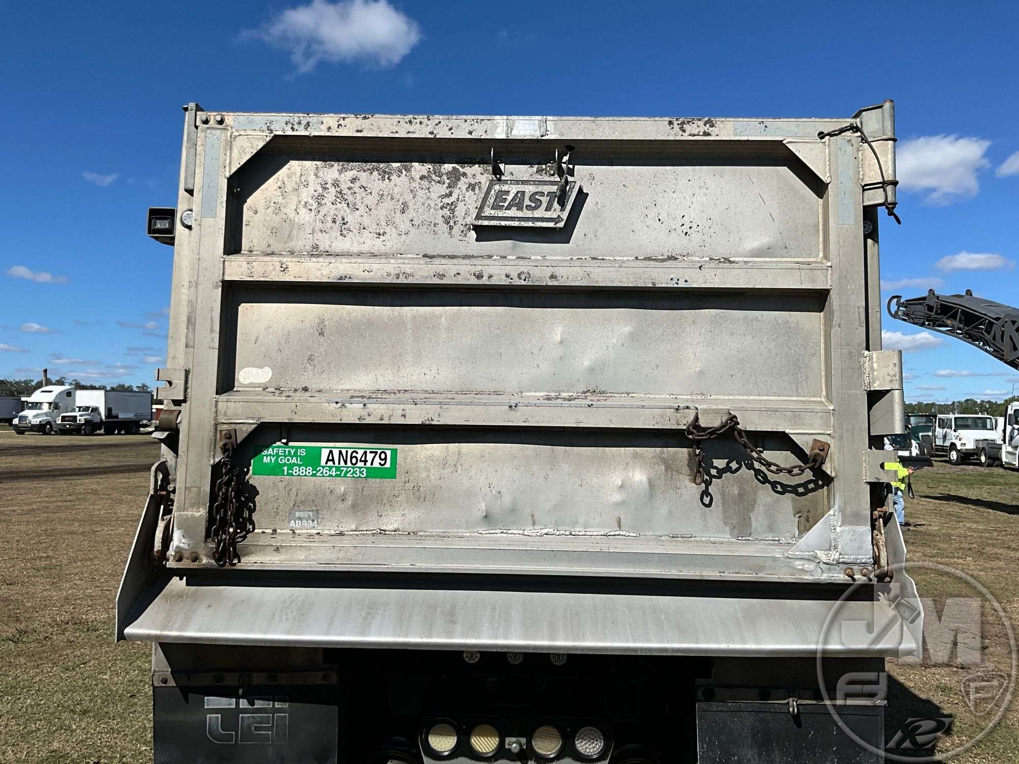2006 KENWORTH W900 QUINT AXLE DUMP TRUCK VIN