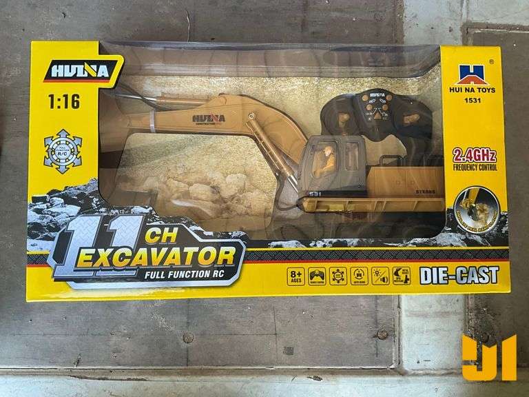 REMOTE CONTROLLED EXCAVATOR TOY
