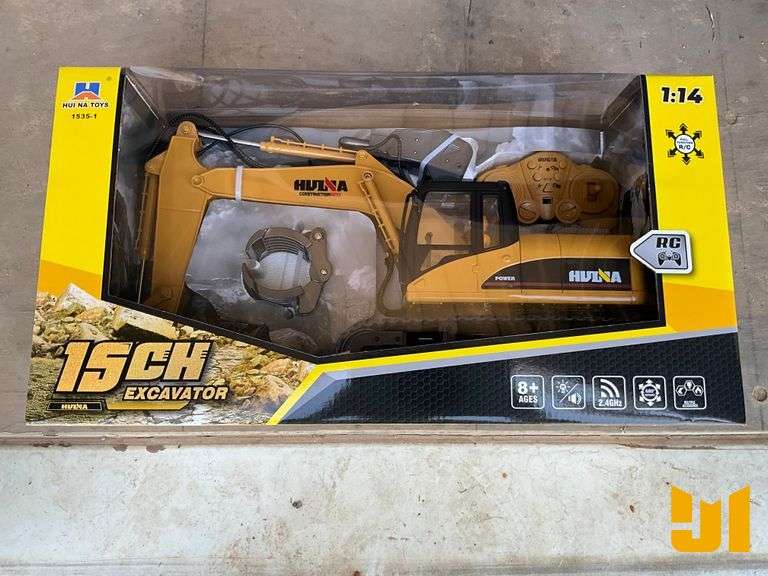 REMOTE CONTROLLED EXCAVATOR TOY