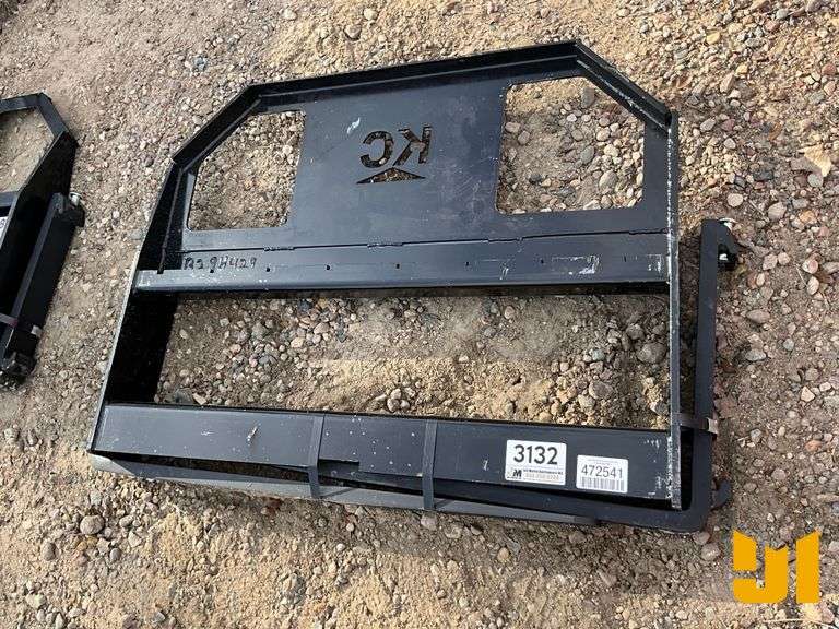 2024 KC FORK FRAME W/ 42" FORKS - Jeff Martin Auctioneers, Inc.