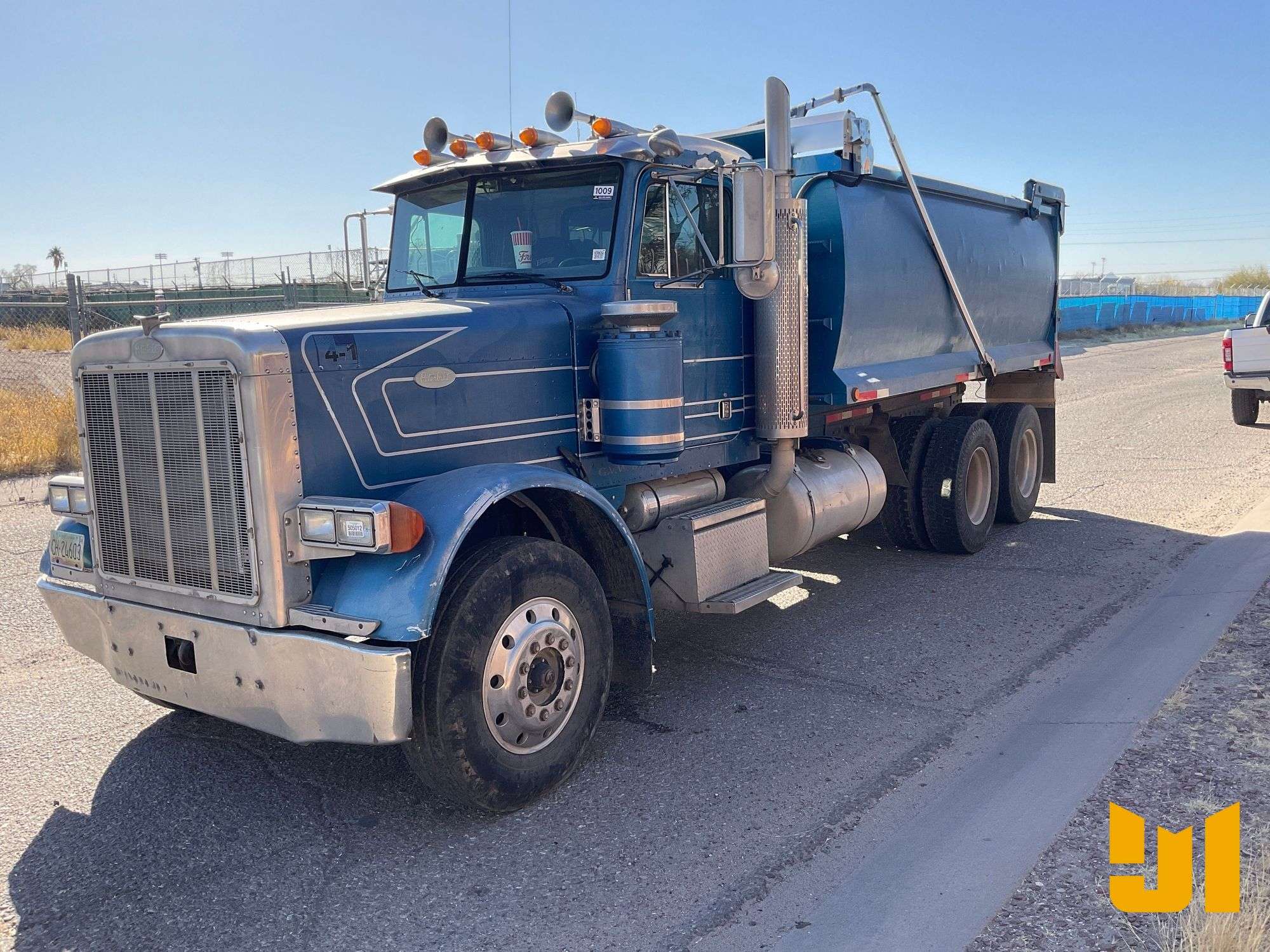 1997 Peterbilt 379 Tandem Axle Dump Truck | Jeff Martin Auctioneers