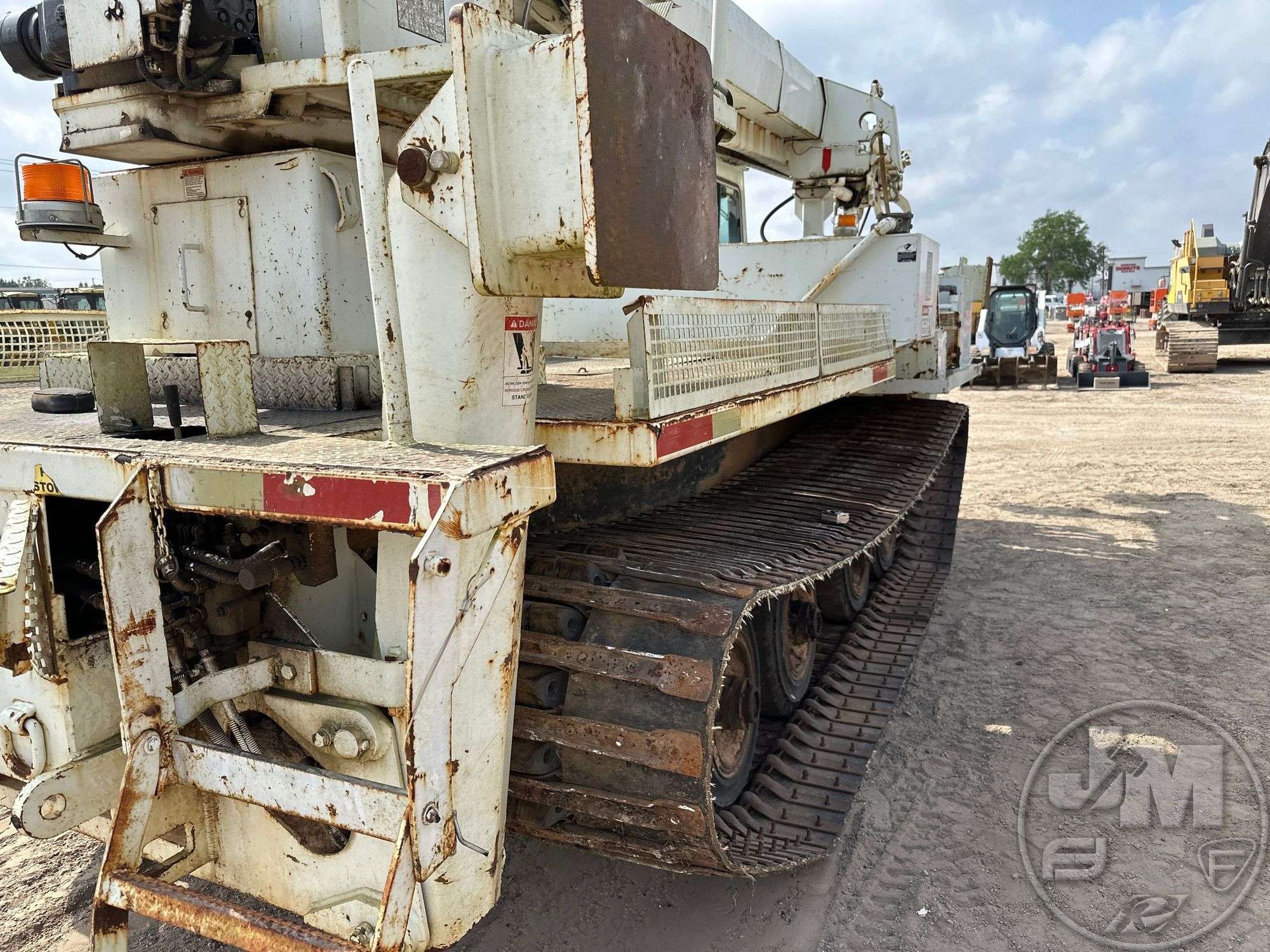 2003 SOFT TRACK SUPPLY CORP ST 5T SN: 143052003 TRACKED