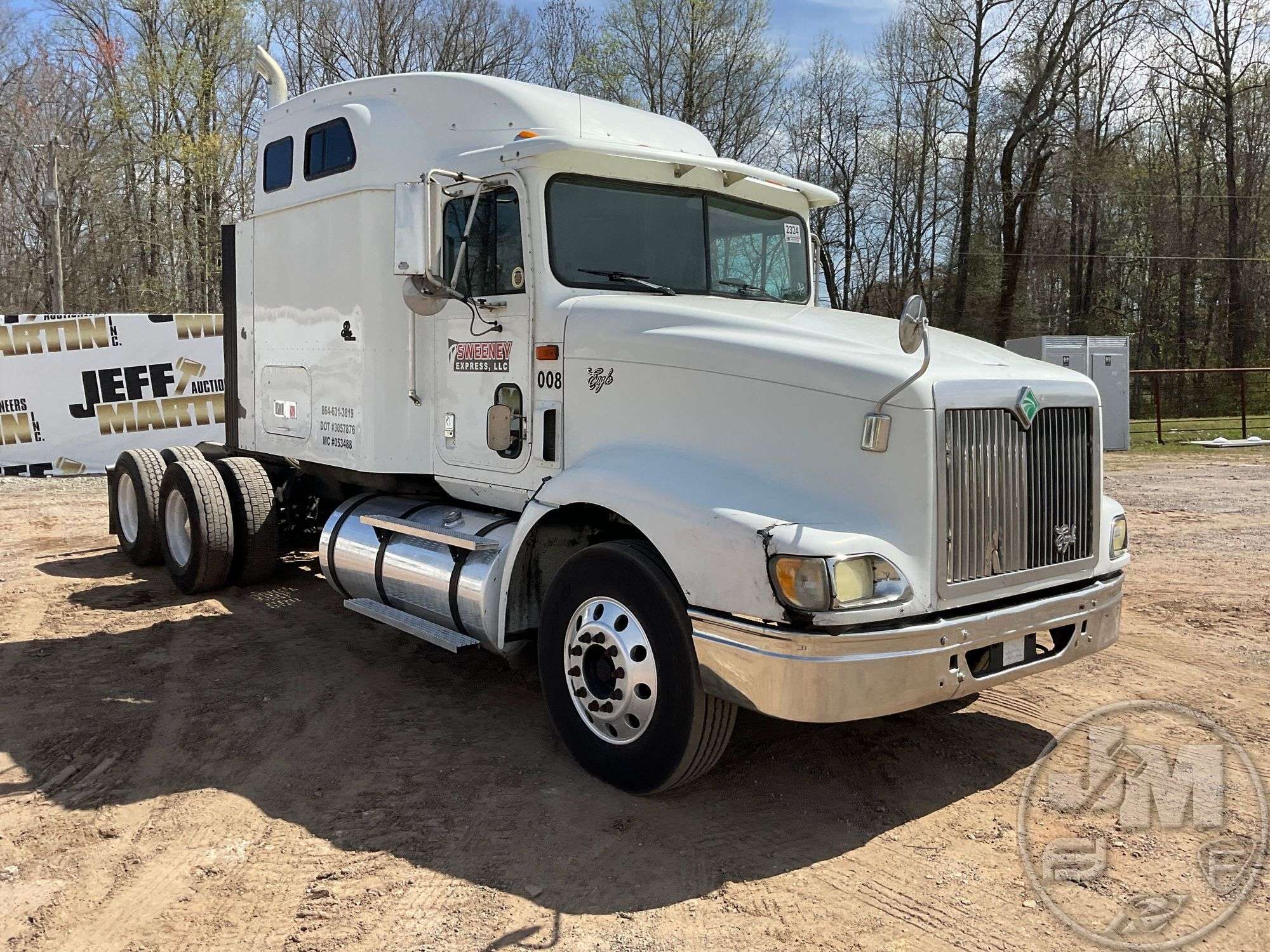 1998 INTERNATIONAL 9400 TANDEM AXLE TRUCK TRACTOR VIN