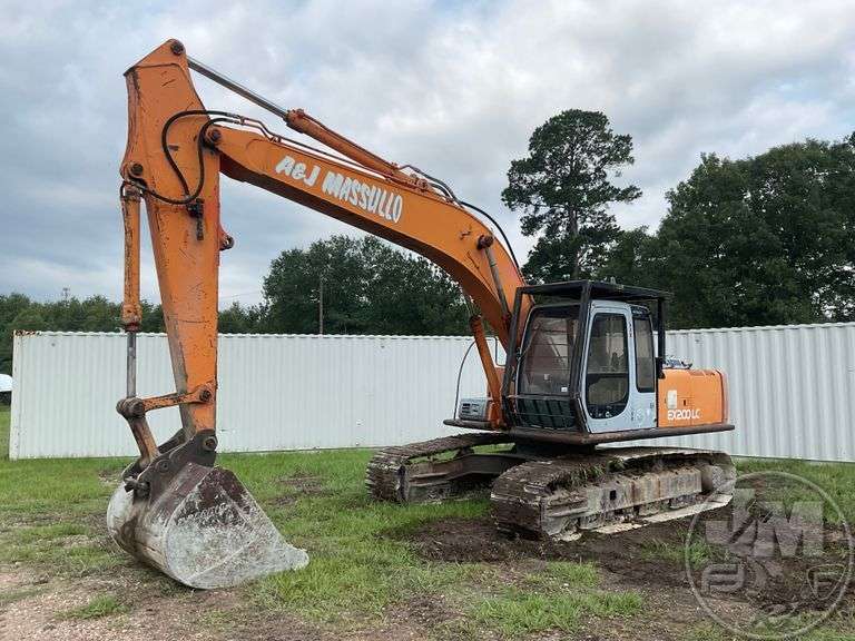 HITACHI EX200LC-5 HYDRAULIC EXCAVATOR SN: 14H84606 - Jeff Martin ...