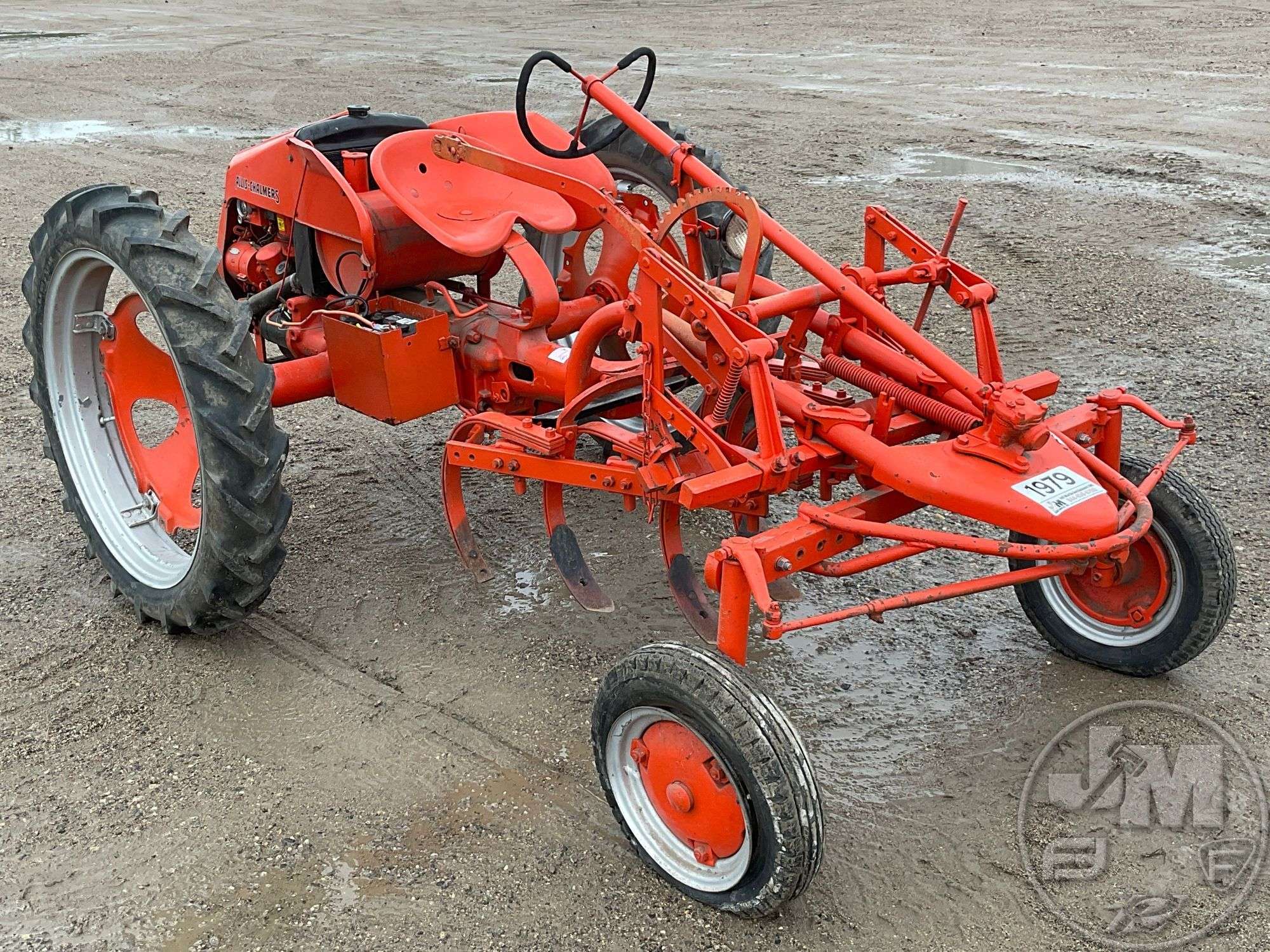 1949 ALLIS-CHALMERS G SN: C142220 2 ROW CULTIVATOR TRACTOR