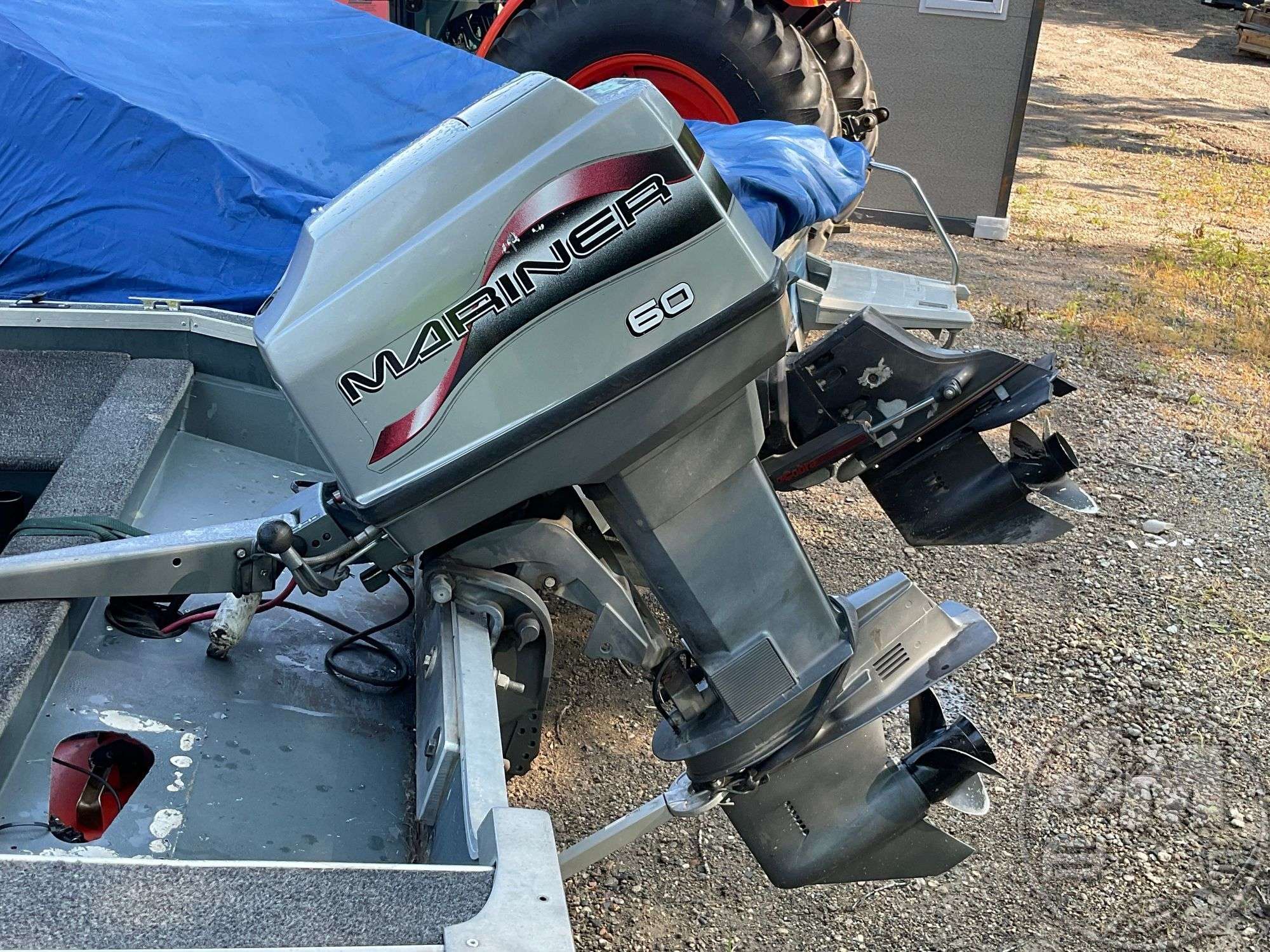 Inventory from Tracker Boats S \u0026 S Sports, image size:2000x1500