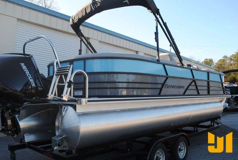 2023 BERKSHIRE 24 CTS RFX VIN FRU53270J223 PONTOON Jeff Martin