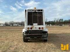 2014 OSHKOSH S. SERIES TRI-AXLE FRONT DISCHARGE MIXER TRUCK VIN: 10TAFLGF5ES770894