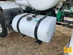 2014 OSHKOSH S. SERIES TRI-AXLE FRONT DISCHARGE MIXER TRUCK VIN: 10TAFLGF5ES770894