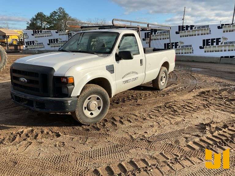 2008 FORD F-250 SUPER DUTY XL REGULAR CAB 4X2 PICKUP VIN: 1FTNF20588ED85902