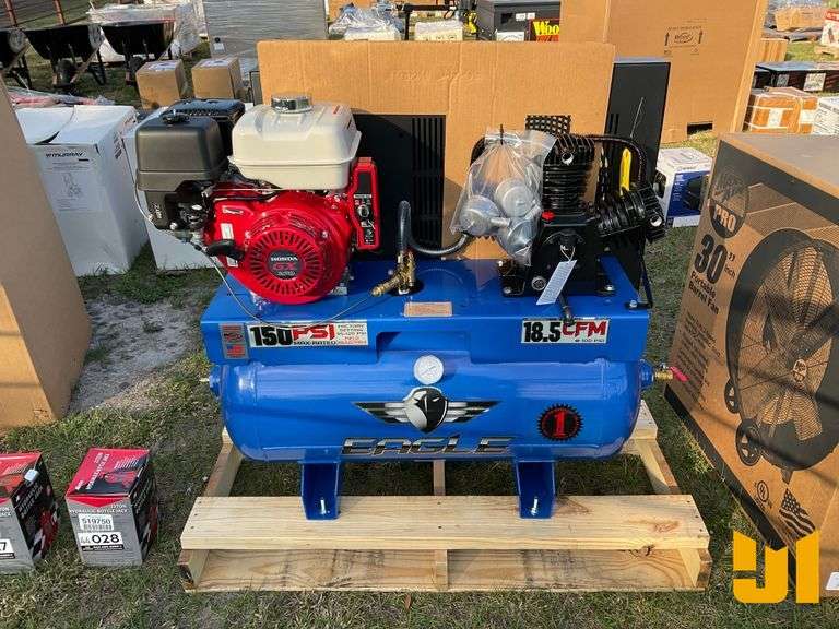 AIR COMPRESSOR