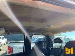 2006 CHEVROLET SILVERADO 2500HD DOUBLE CAB 4X4 PICKUP VIN: 1GCHK29D16E266251