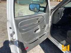 2006 CHEVROLET SILVERADO 2500HD DOUBLE CAB 4X4 PICKUP VIN: 1GCHK29D16E266251