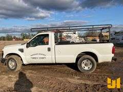 2008 FORD F-250 SUPER DUTY XL REGULAR CAB 4X2 PICKUP VIN: 1FTNF20588ED85902
