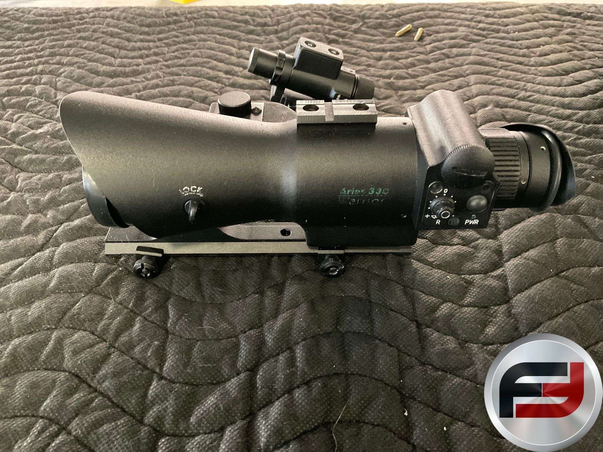 【ジャンク品】ATN Aries 330 Warrior★ナイトビジョン★暗視装置★中古品★ΔG103 【ジャンク品】ATN Aries 330 Warrior★ナイトビジョン★暗視装置★中古品★ΔG103