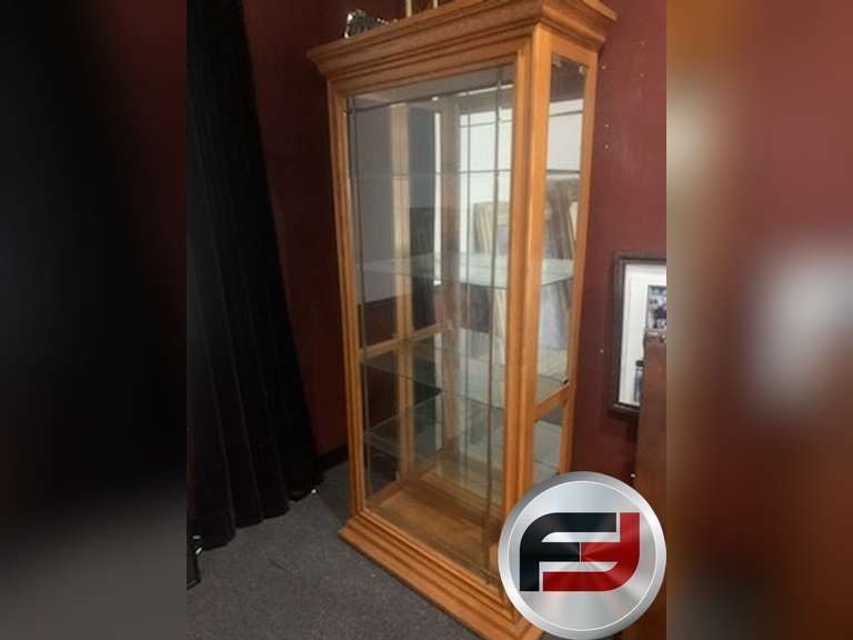 LARGE LIT CURIO CABINET W/ MIRRORED BACK MISSING ONE DOOR