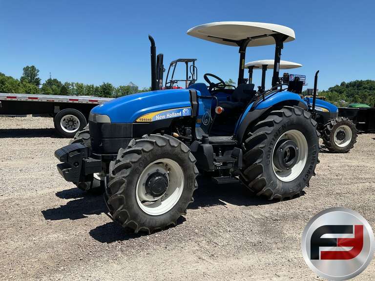 (UNUSED/UNSOLD) NEW HOLLAND T5040 4X4 TRACTOR SN: ZDJN04424