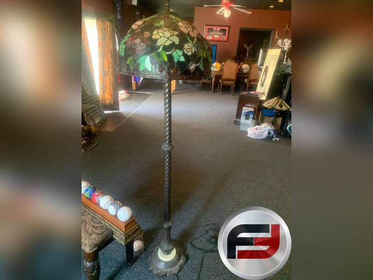 BRONZE FLOOR LAMP W/ PLASTIC SHADE