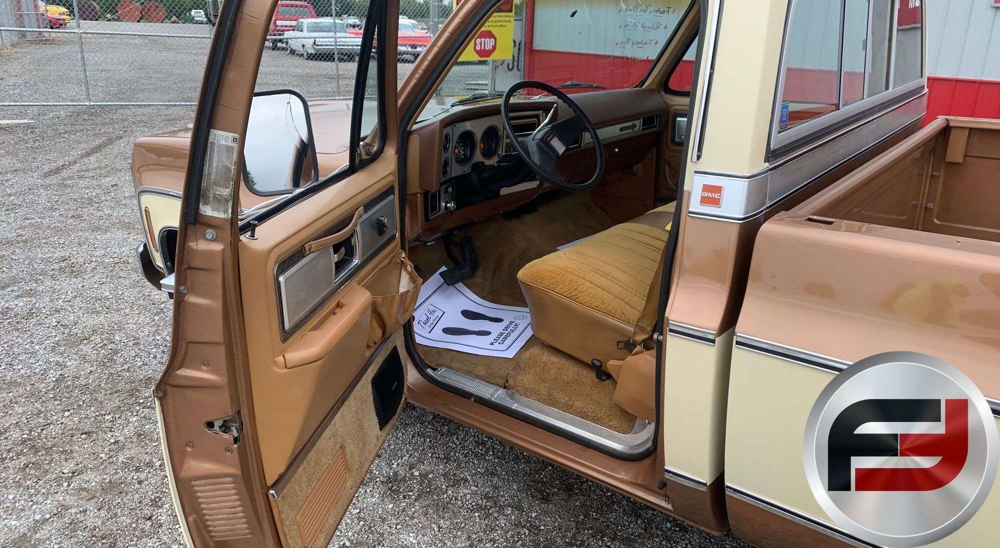 cii 1979 GMC SIERRA CLASSIC 15 VIN: TCS449Z520588 PICKUP