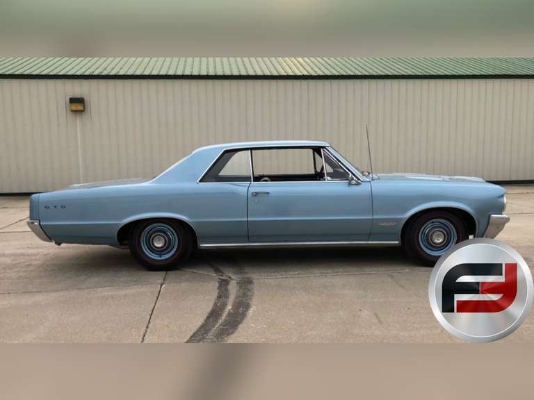 1964 PONTIAC TEMPEST LEMANS GTO VIN: 824F20381 HARDTOP SPT COUPE