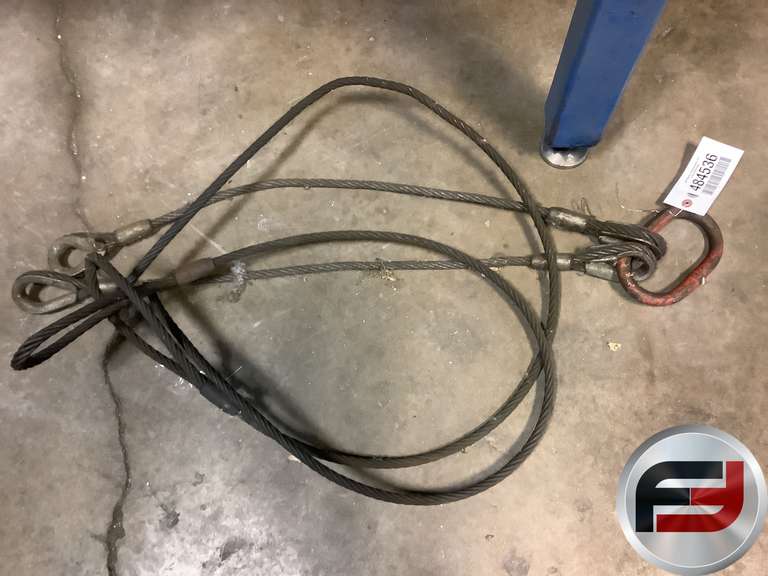2 CABLES, 1 WITH RIGGING RING - Freije & Freije Auctioneers