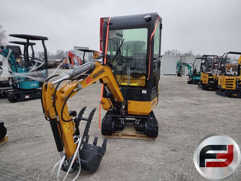 UNUSED 2024 AGT QK18RXS-C MINI EXCAVATOR SN: QK18RXSC24073002