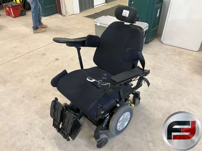 QUANTUM REHAB HOVERROUND
