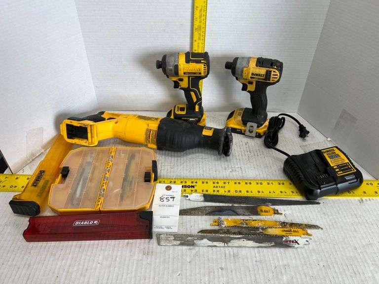 Dewalt 20v tools - Kessler Auction & Realty Co., INC.