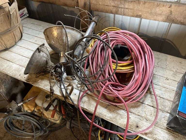 Heat lamps and electrical cords Legacy Auction Company