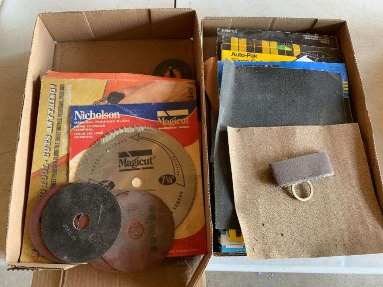 Assorted sandpaper Legacy Auction Company